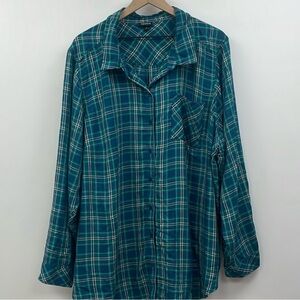 Torrid - NWT- Teal Plaid Button-Up Shirt